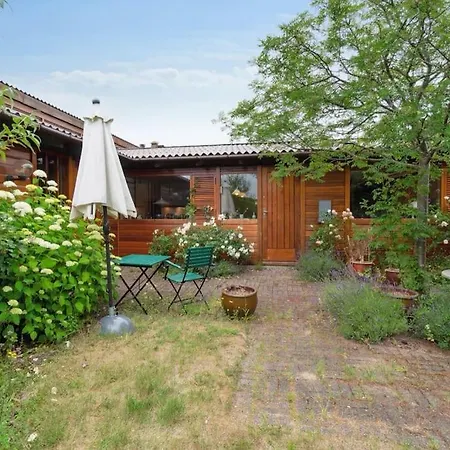 Villa Arkitekttegnet Byhus *